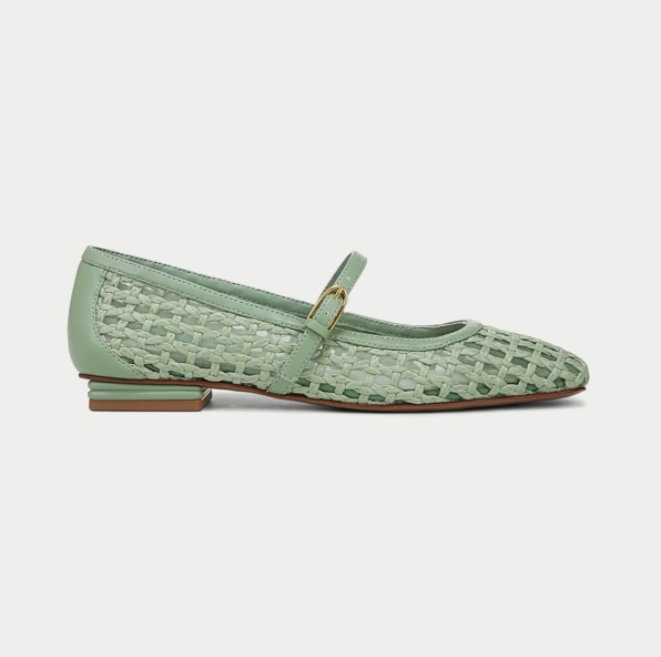 Tinsley in aloe