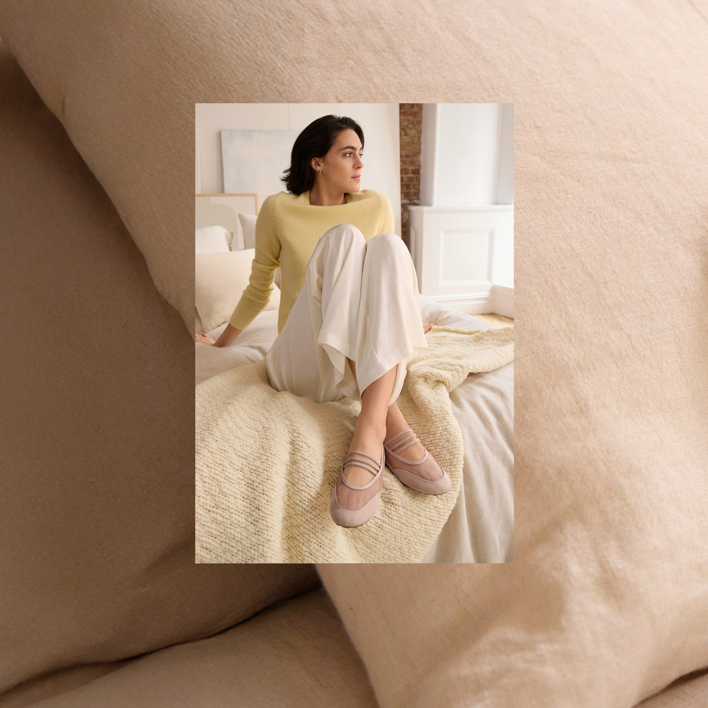 woman wearing the fietta mary jane sneaker in blush