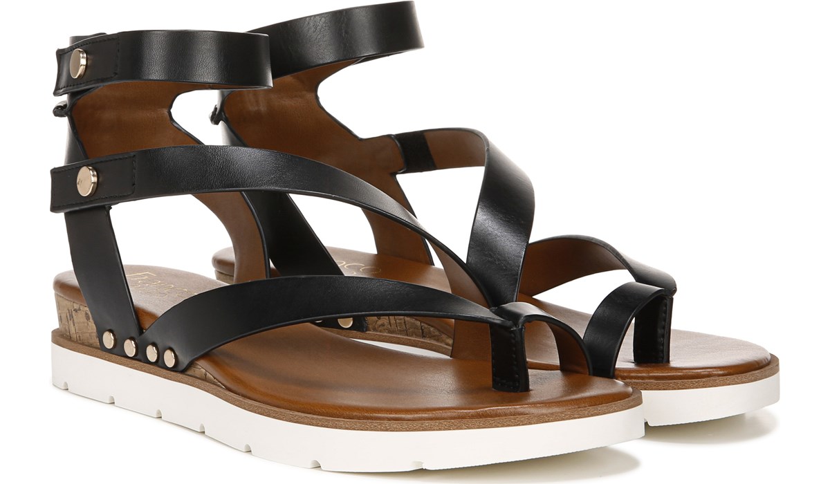 franco sarto flip flops