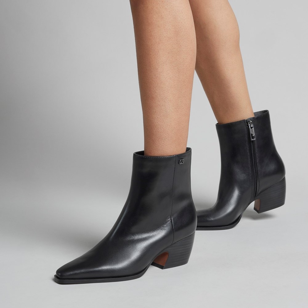 Franco Vivian Bootie - LifeStyle3