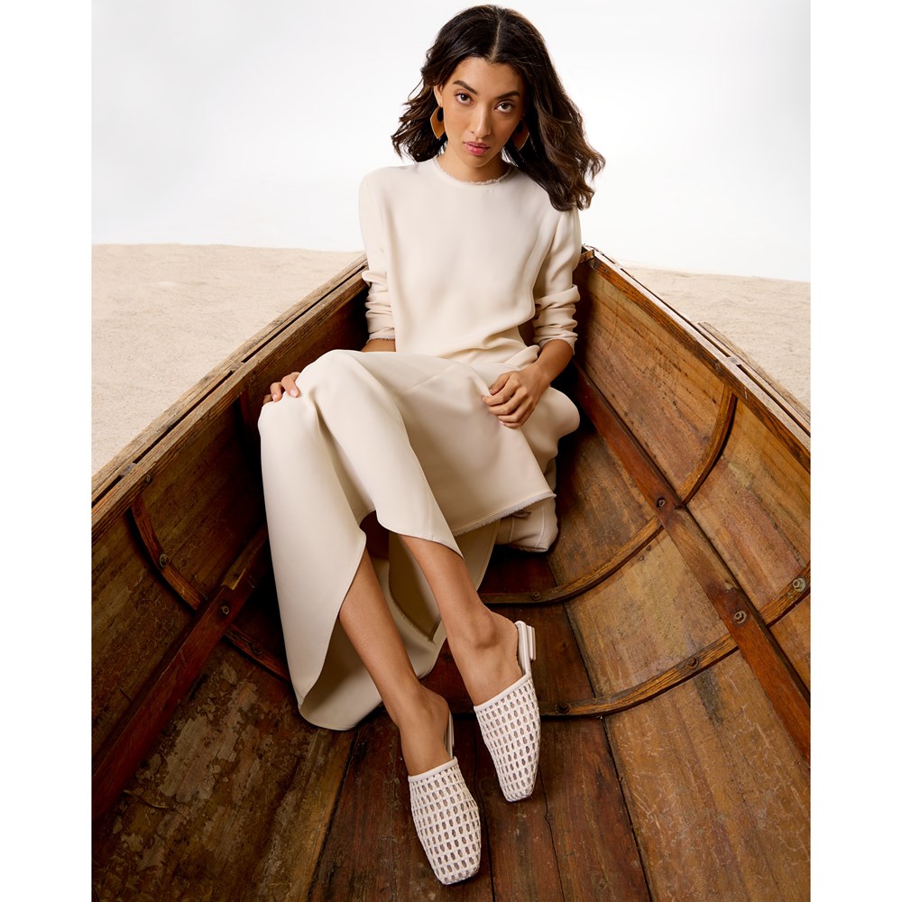 Sarto Tomika Mule - LifeStyle