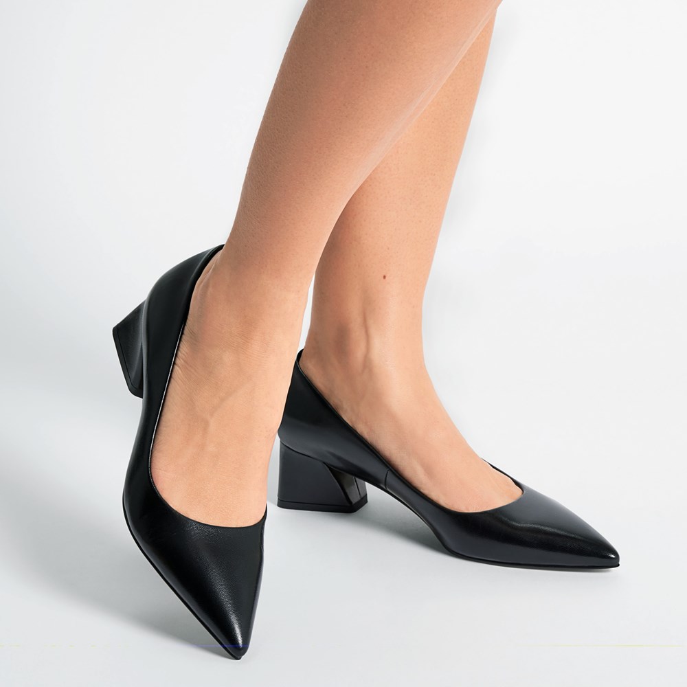Franco Racer Pump - LifeStyle3