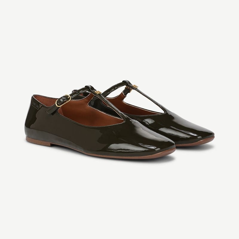 Franco Sarto Franco Marylee Mary Jane Flat Shoes (Dark Green Patent Faux Leather) 6.0 M Round Toe, Buckle Closure