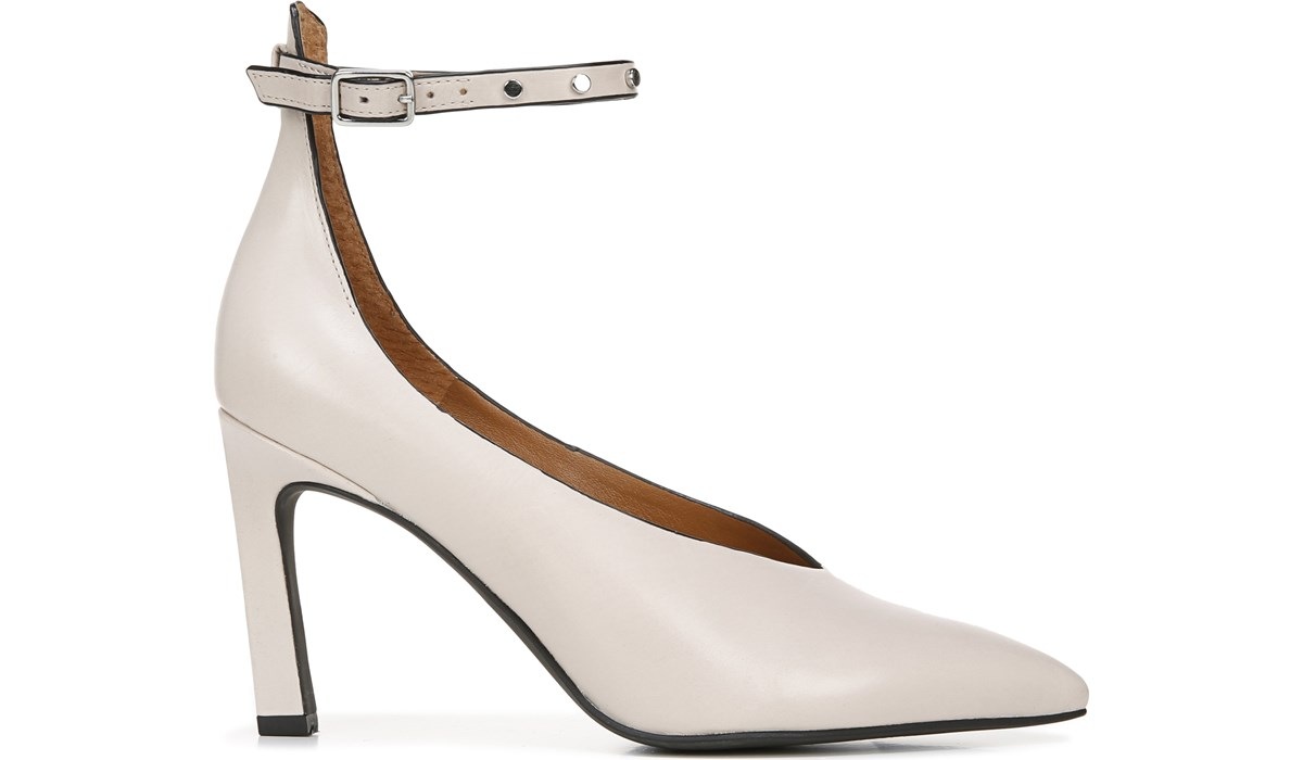franco sarto sarah pump